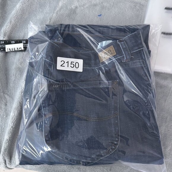 Lee Straight Leg Jeans Womens Size 16 Long Relaxed Fit Mid Rise Medium Wash Blue - Picture 12 of 12